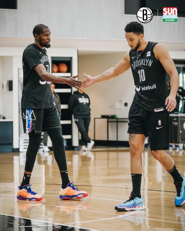 九游体育-西蒙斯不能投篮？纳什：我们需要的不是他的投篮